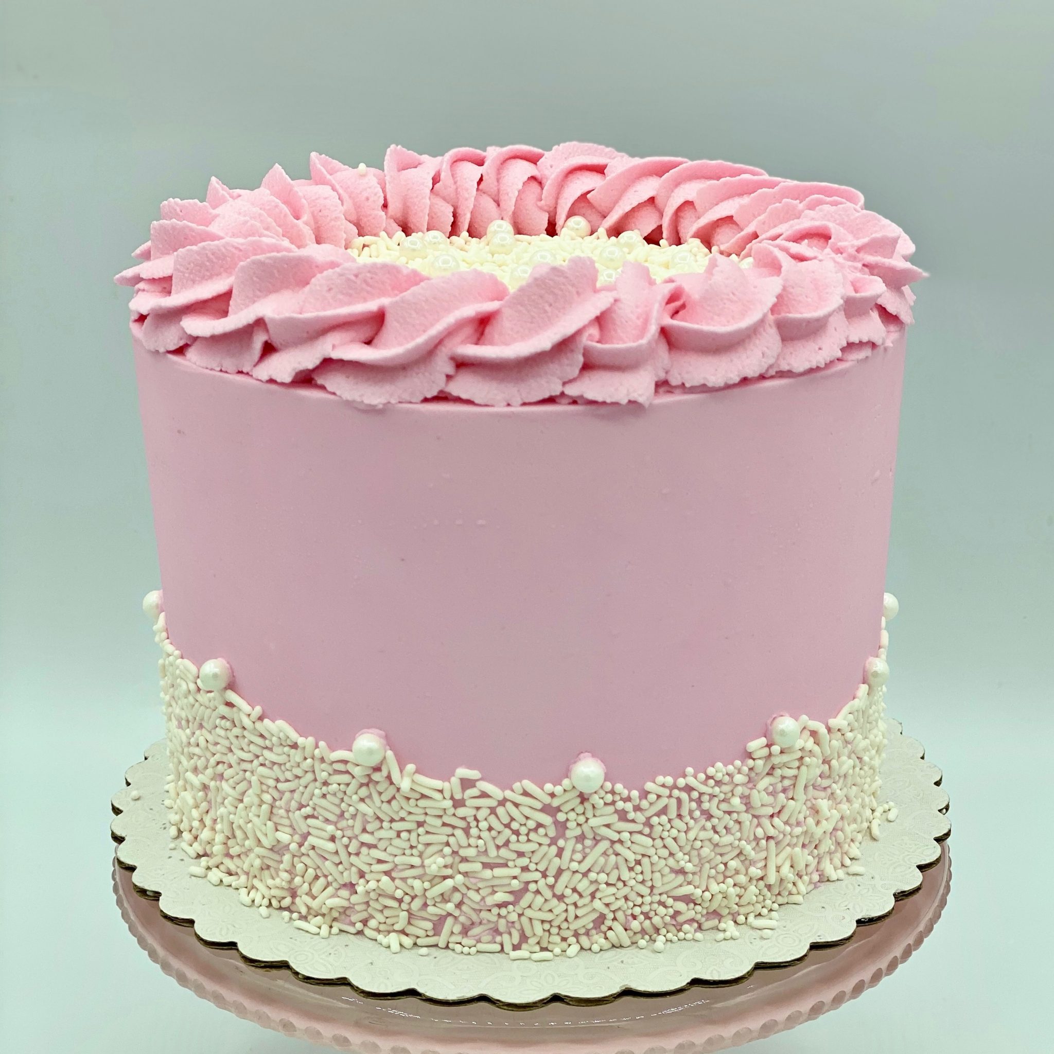 Бархатный торт розовый